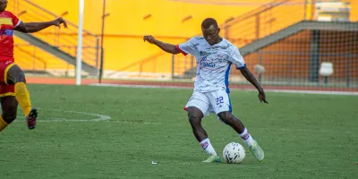 ligue-1-les-yeyes-dans-le-dur-face-au-cok