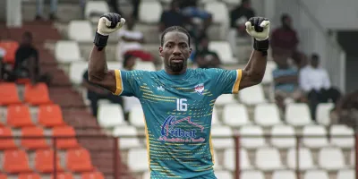 bamba-drissa-le-mur-du-stade-dabidjan